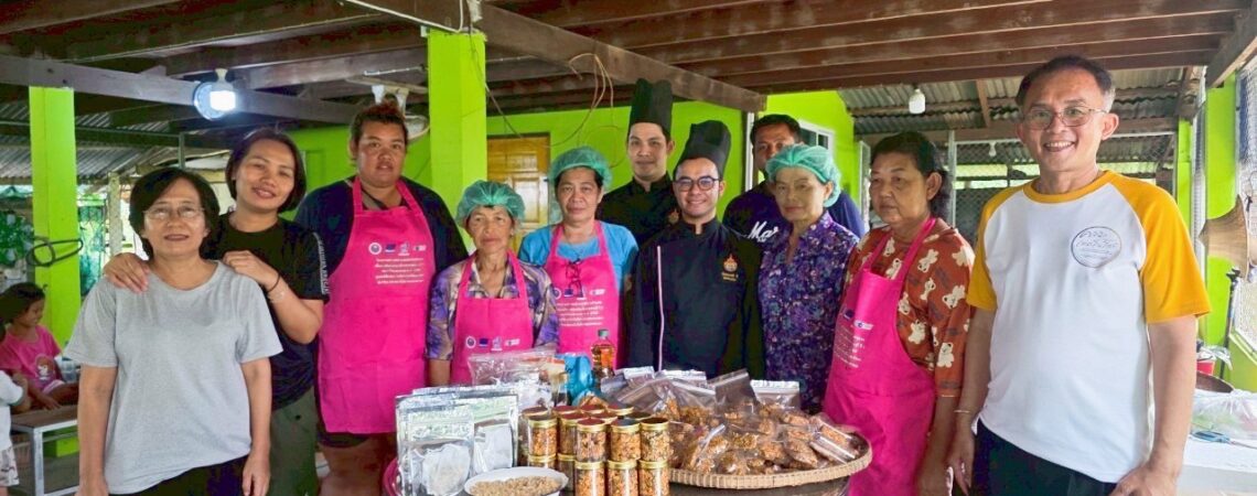 ศูนย์คลินิกเทคโนโลยีสถาบันวิจัยและพัฒนา มทร.พระนคร แปรรูปข้าวเจ๊กเชย ส่งเสริมอัตลักษณ์ผลิตภัณฑ์ชุมชน จ.สระบุรี ศูนย์คลินิกเทคโนโลยีสถาบันวิจัยและพัฒนา มทร.พระนคร แปรรูปข้าวเจ๊กเชย ส่งเสริมอัตลักษณ์ผลิตภัณฑ์ชุมชน จ.สระบุรี